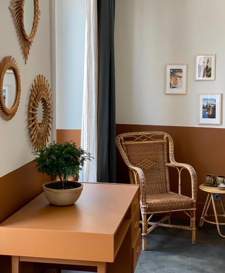 Madame Les Vans - Chambre D'Hotes - Charme Et Design Bed and Breakfast Buitenkant foto
